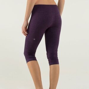 Lululemon in the flow crops II